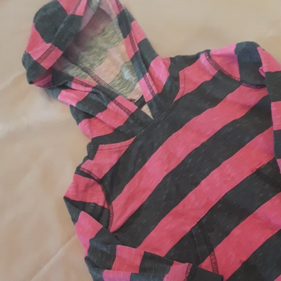 Size 12M baby girls long sleeve t-shirt - Picture 4 of 7